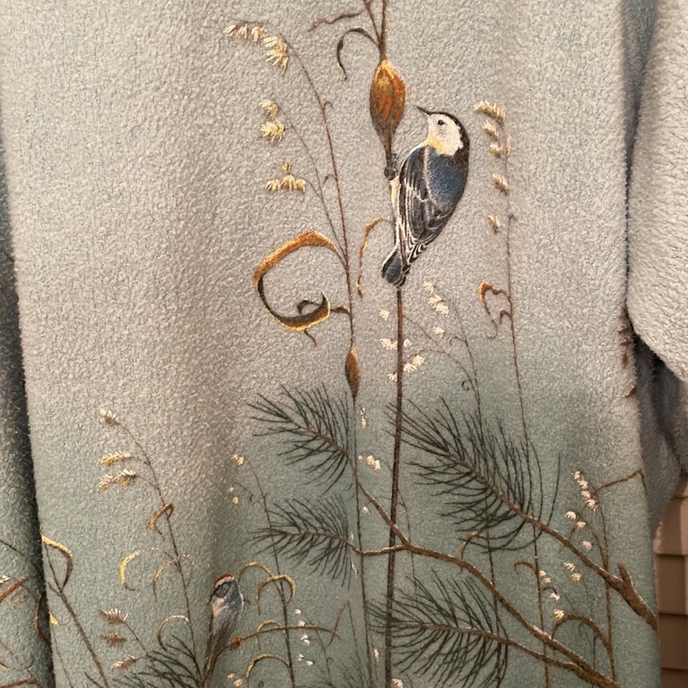 Cute and cozy long sleeve Sherpa type top - Picture 2 of 3